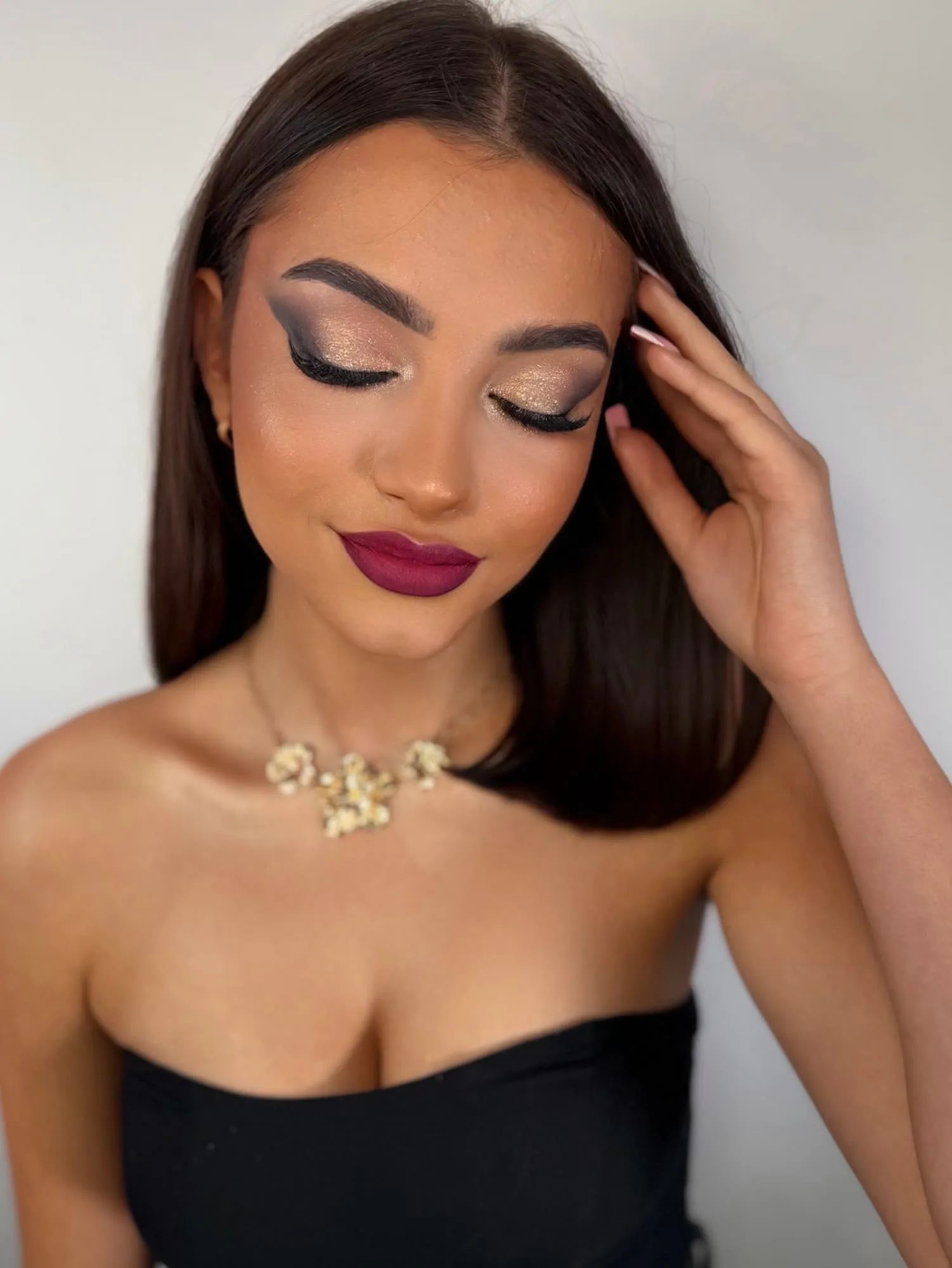 Makijaż Evening Glam, efekt szkolenia makijażu wieczorowego (17)
